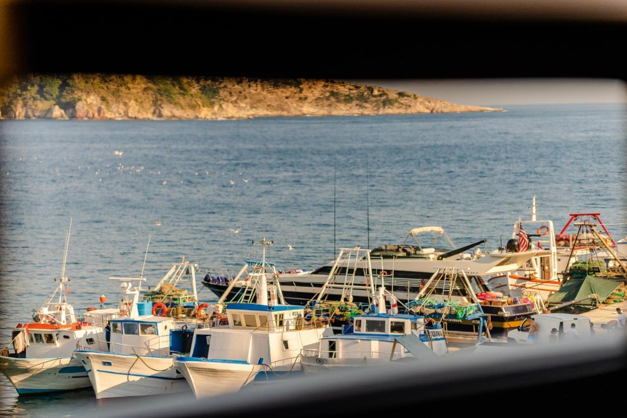 Rea Boutique Hotel Himara Kültér fotó